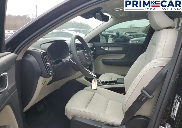 Volvo XC 40 cena 79700 przebieg: 11402, rok produkcji 2023 z Góra małe 67